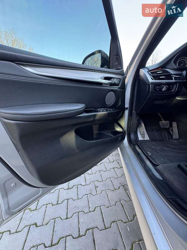 Внедорожник / Кроссовер BMW X5 2015 в Черновцах