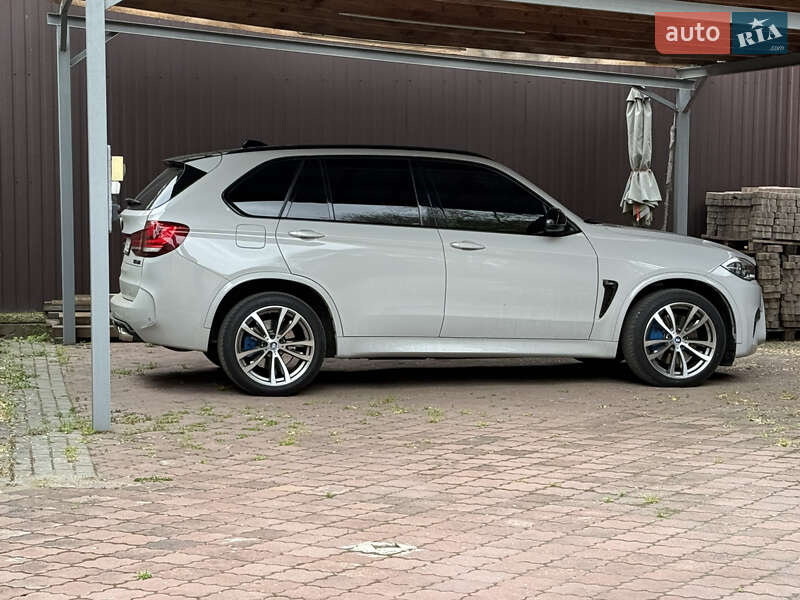 Внедорожник / Кроссовер BMW X5 2015 в Одессе