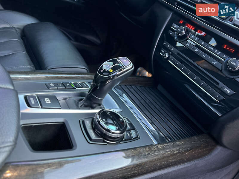 Внедорожник / Кроссовер BMW X5 2015 в Одессе