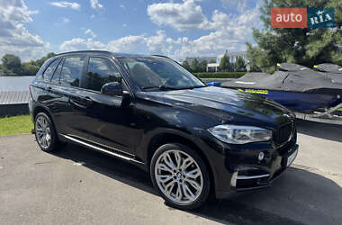 Позашляховик / Кросовер BMW X5 2014 в 