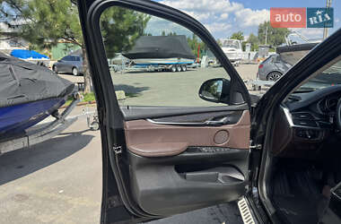 Позашляховик / Кросовер BMW X5 2014 в 