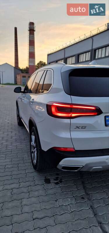 Позашляховик / Кросовер BMW X5 2022 в Трускавці фото 4 Позашляховик / Кросовер BMW X5 2022 в Трускавці