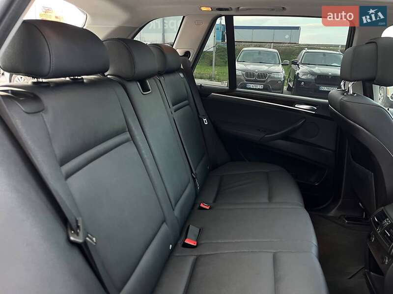 Внедорожник / Кроссовер BMW X5 2012 в Львове
