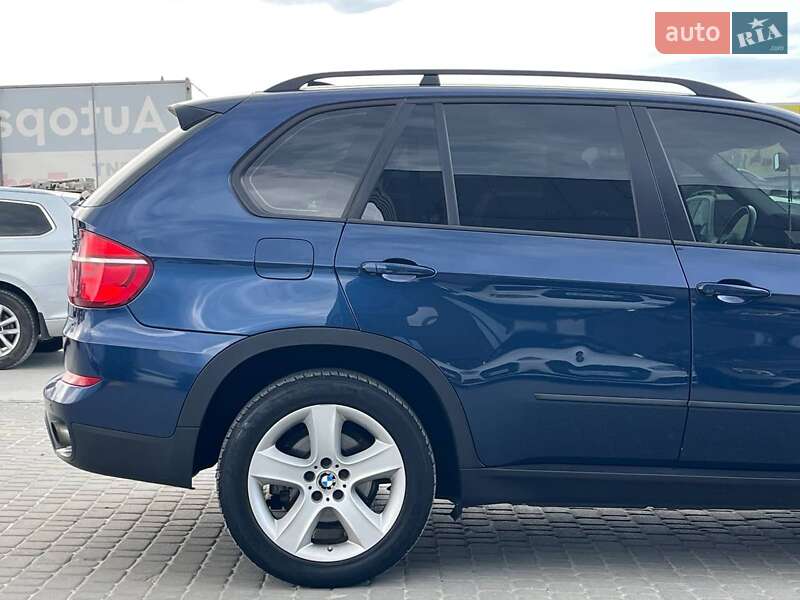 Внедорожник / Кроссовер BMW X5 2012 в Львове