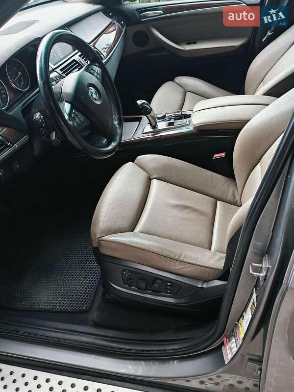 Внедорожник / Кроссовер BMW X5 2009 в Львове