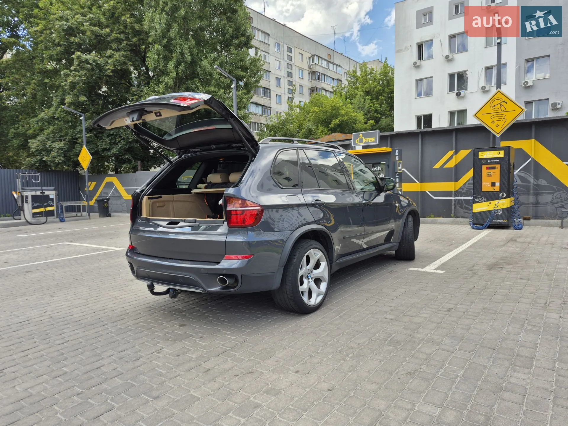 2012 BMW X5 - мініатюра 12