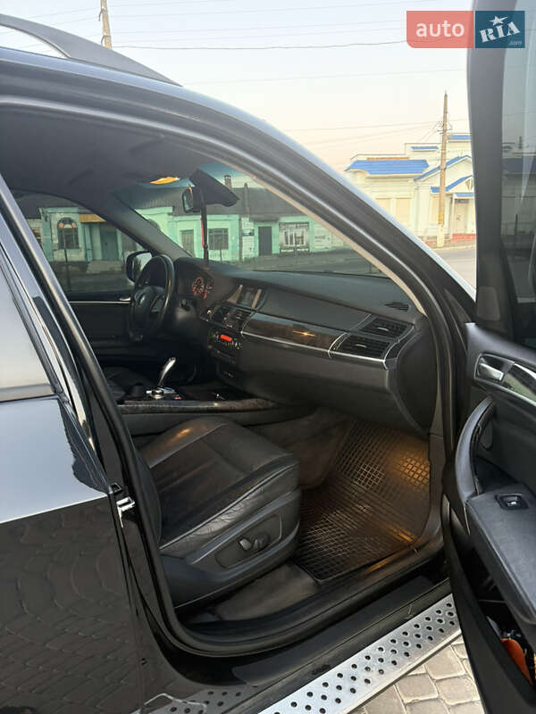 Внедорожник / Кроссовер BMW X5 2008 в Первомайске