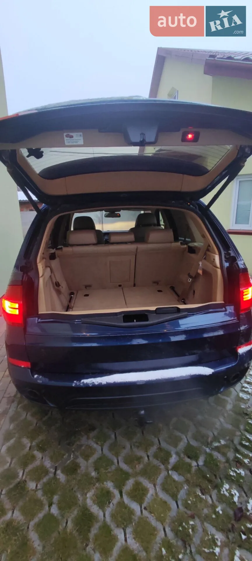 2011 BMW X5 - мініатюра 2