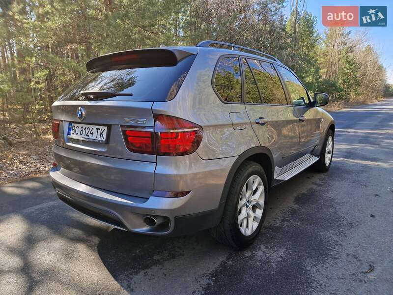 Позашляховик / Кросовер BMW X5 2010 в Києві