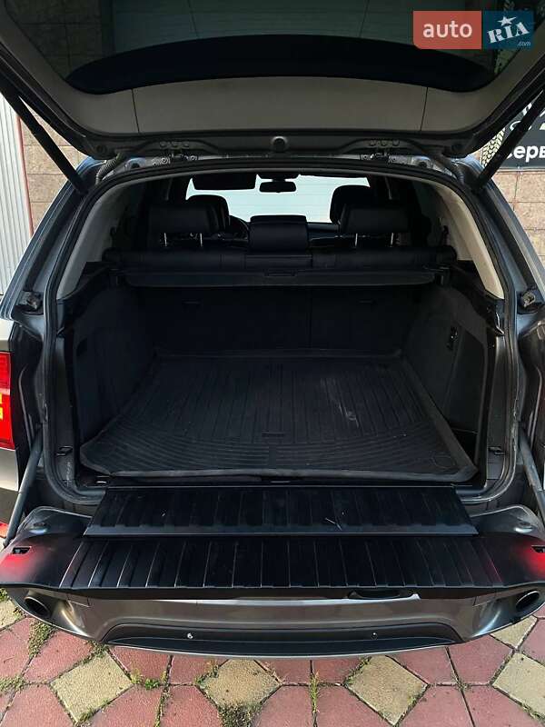 Позашляховик / Кросовер BMW X5 2013 в Новоселиці