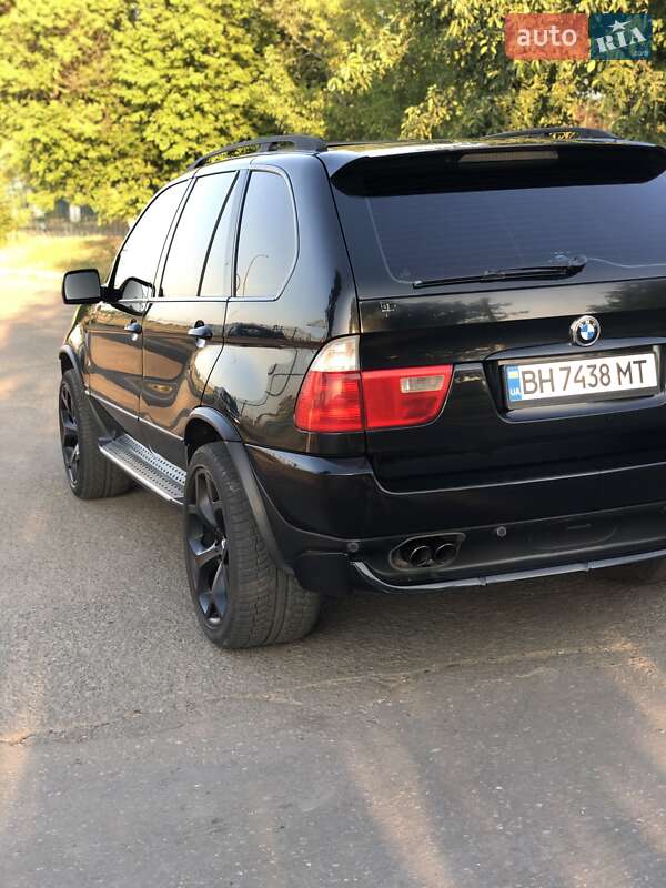 Внедорожник / Кроссовер BMW X5 2005 в Одессе