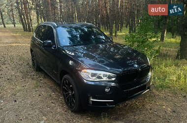 Внедорожник / Кроссовер BMW X5 2017 в Каменском