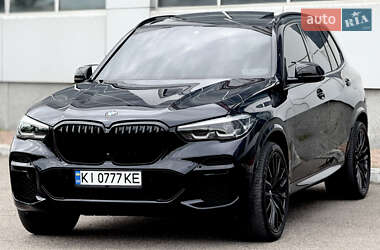 Внедорожник / Кроссовер BMW X5 2021 в 