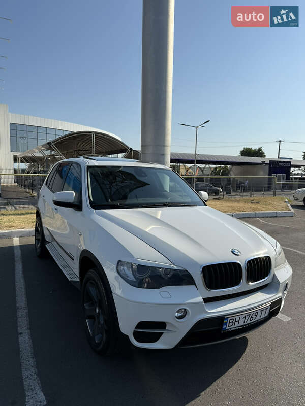 Внедорожник / Кроссовер BMW X5 2010 в Одессе фото 2 Внедорожник / Кроссовер BMW X5 2010 в Одессе