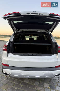 Внедорожник / Кроссовер BMW X5 2020 в 