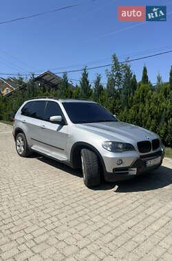 Внедорожник / Кроссовер BMW X5 2008 в Черновцах