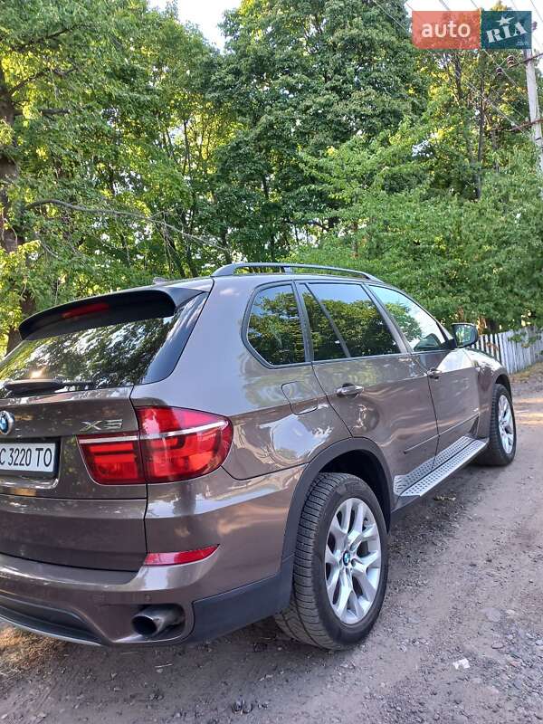 Внедорожник / Кроссовер BMW X5 2010 в Балте