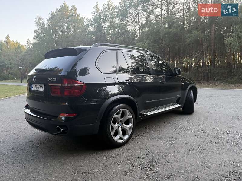 Внедорожник / Кроссовер BMW X5 2012 в Киеве