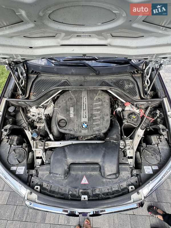 Внедорожник / Кроссовер BMW X5 2015 в Львове