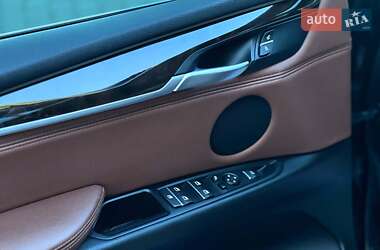 Внедорожник / Кроссовер BMW X5 2015 в 