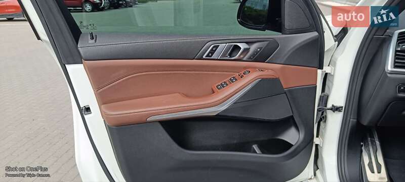 Внедорожник / Кроссовер BMW X5 2022 в Киеве