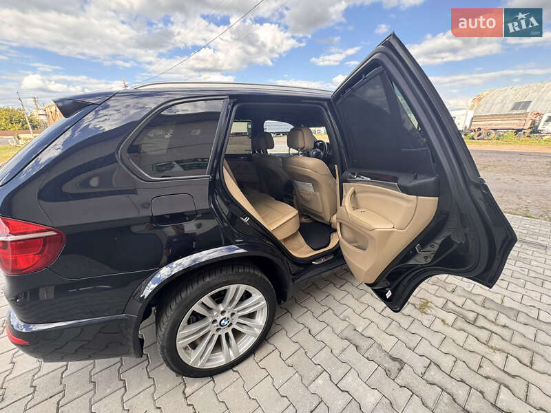 Внедорожник / Кроссовер BMW X5 2010 в Александрие