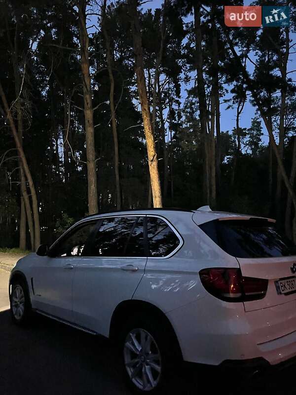Внедорожник / Кроссовер BMW X5 2015 в Черкассах