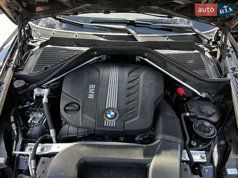 Внедорожник / Кроссовер BMW X5 2012 в Прилуках