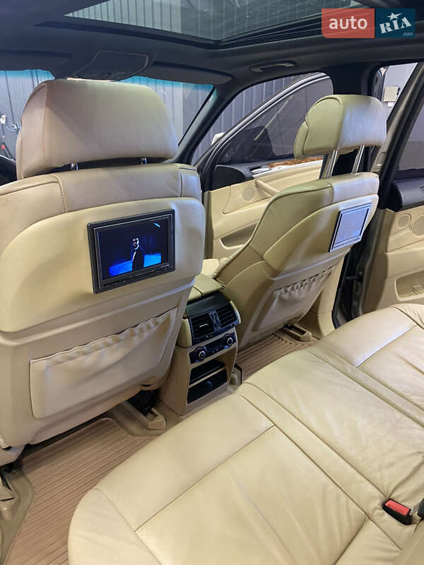 Позашляховик / Кросовер BMW X5 2007 в Ужгороді