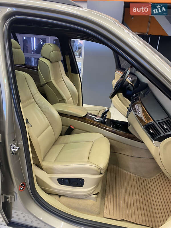 Позашляховик / Кросовер BMW X5 2007 в Ужгороді