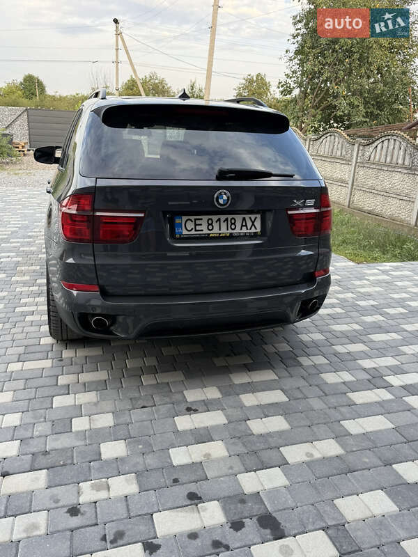 Позашляховик / Кросовер BMW X5 2012 в Чернівцях