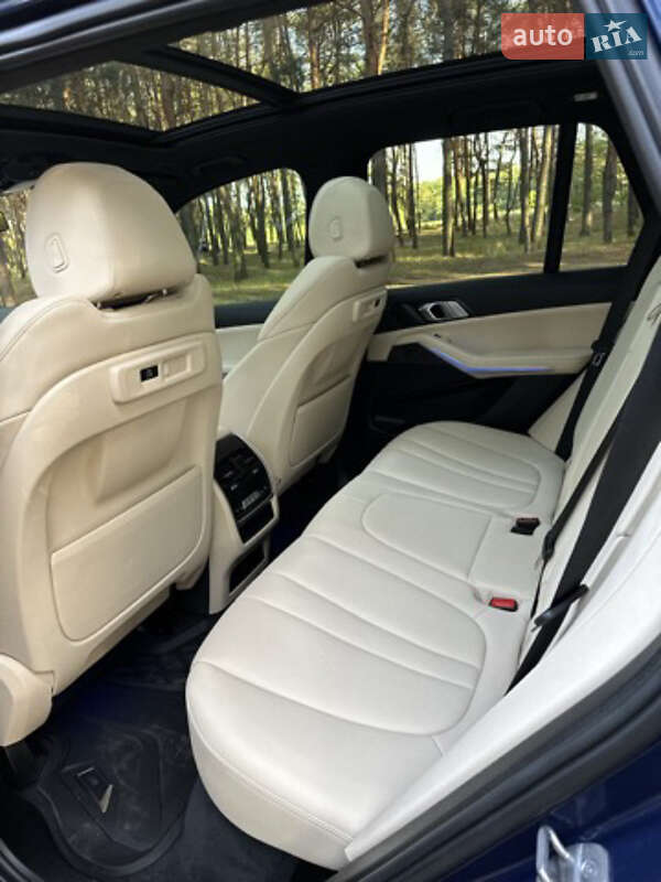 Внедорожник / Кроссовер BMW X5 2022 в Каменском