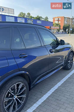 Позашляховик / Кросовер BMW X5 2019 в Івано-Франківську