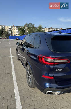 Позашляховик / Кросовер BMW X5 2019 в Івано-Франківську