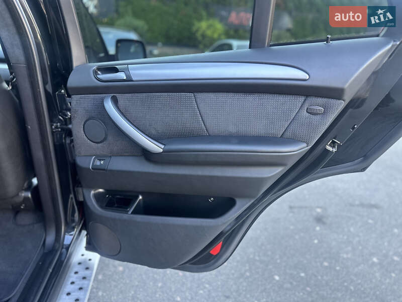 Позашляховик / Кросовер BMW X5 2005 в Києві