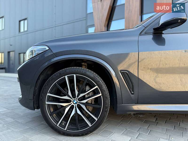 Позашляховик / Кросовер BMW X5 2019 в Луцьку