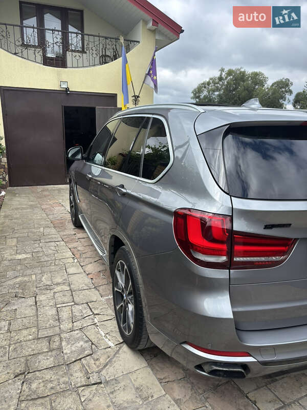 Внедорожник / Кроссовер BMW X5 2016 в Львове