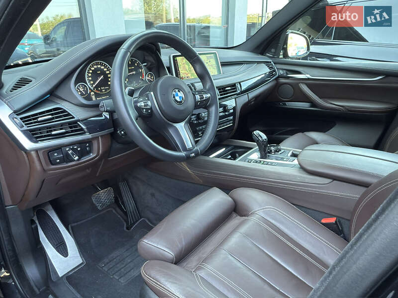 Внедорожник / Кроссовер BMW X5 2014 в Черновцах