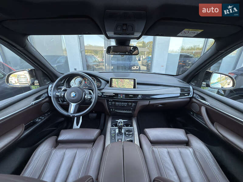 Внедорожник / Кроссовер BMW X5 2014 в Черновцах