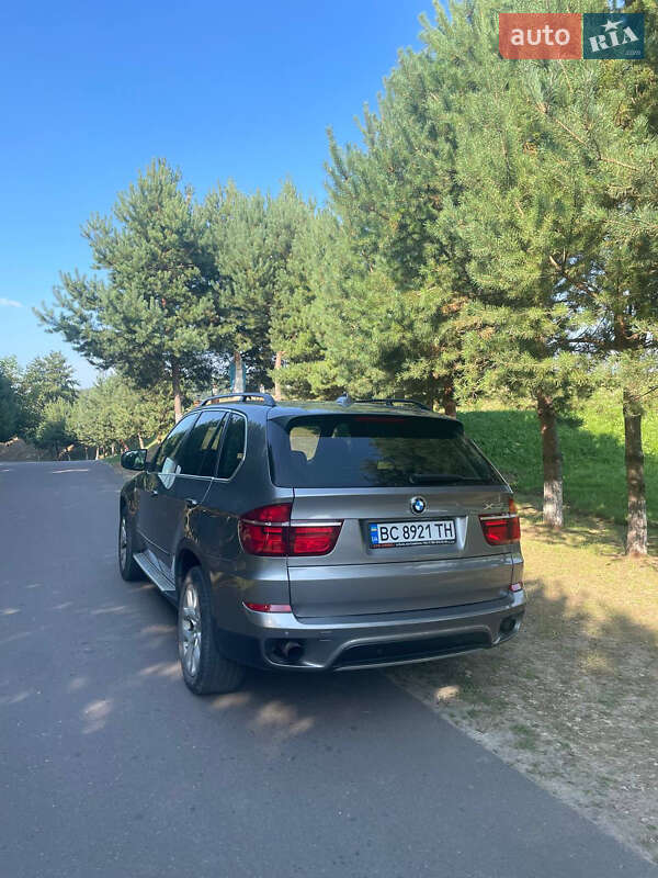 Внедорожник / Кроссовер BMW X5 2012 в Львове