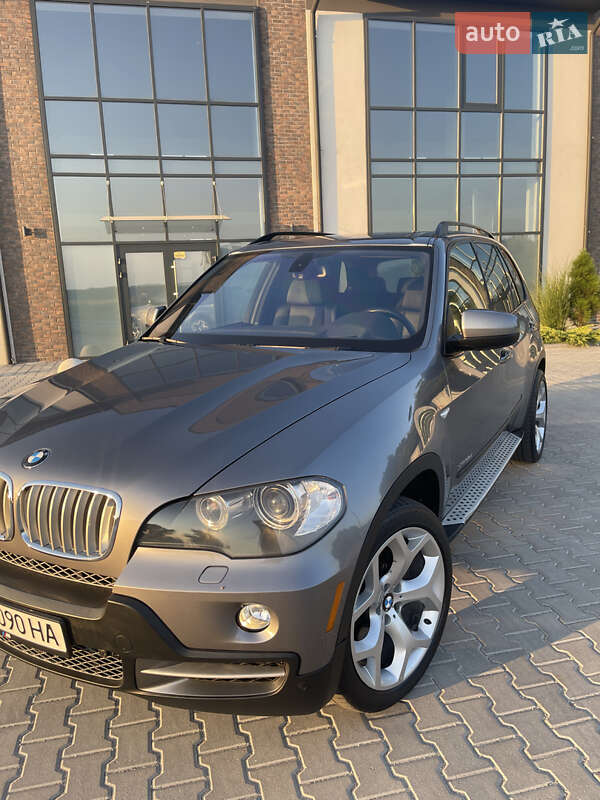 Внедорожник / Кроссовер BMW X5 2010 в Тернополе