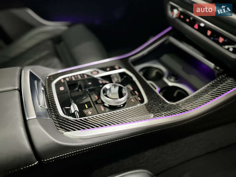 Внедорожник / Кроссовер BMW X5 2024 в Ровно