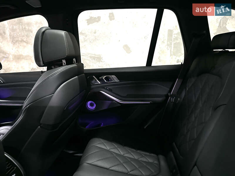 Внедорожник / Кроссовер BMW X5 2024 в Ровно