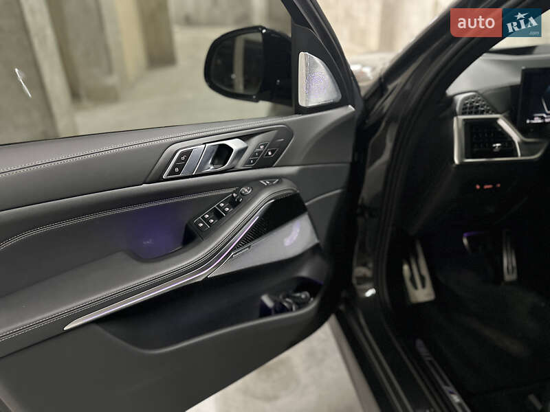 Внедорожник / Кроссовер BMW X5 2024 в Ровно