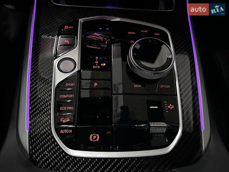 Внедорожник / Кроссовер BMW X5 2024 в Ровно