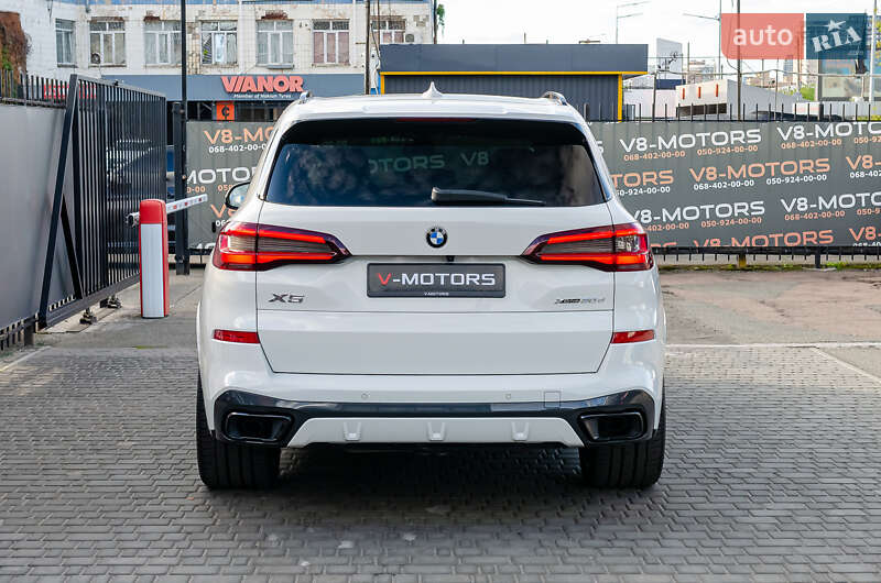 Внедорожник / Кроссовер BMW X5 2022 в Киеве