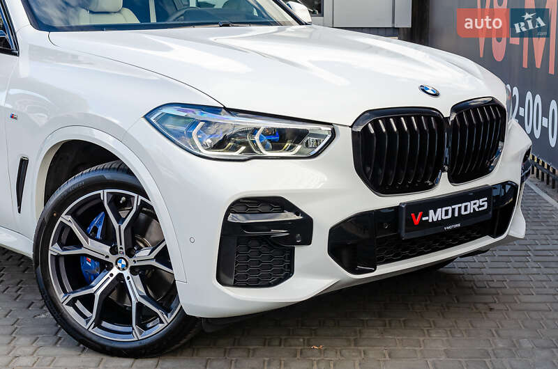 Внедорожник / Кроссовер BMW X5 2022 в Киеве