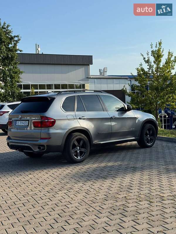 Позашляховик / Кросовер BMW X5 2013 в Чернівцях