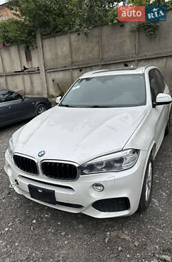 Внедорожник / Кроссовер BMW X5 2015 в Ровно