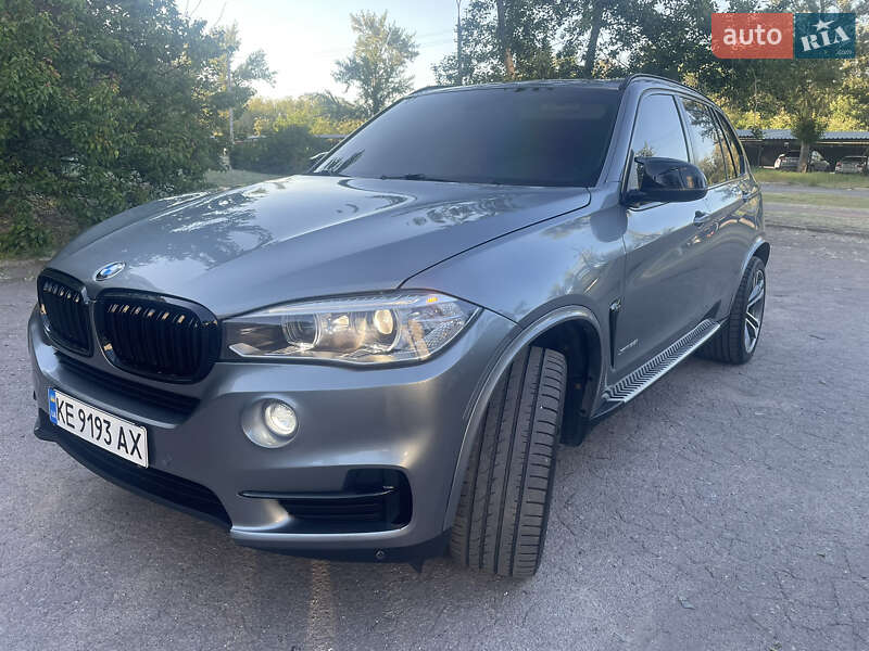 Позашляховик / Кросовер BMW X5 2014 в Кам'янському